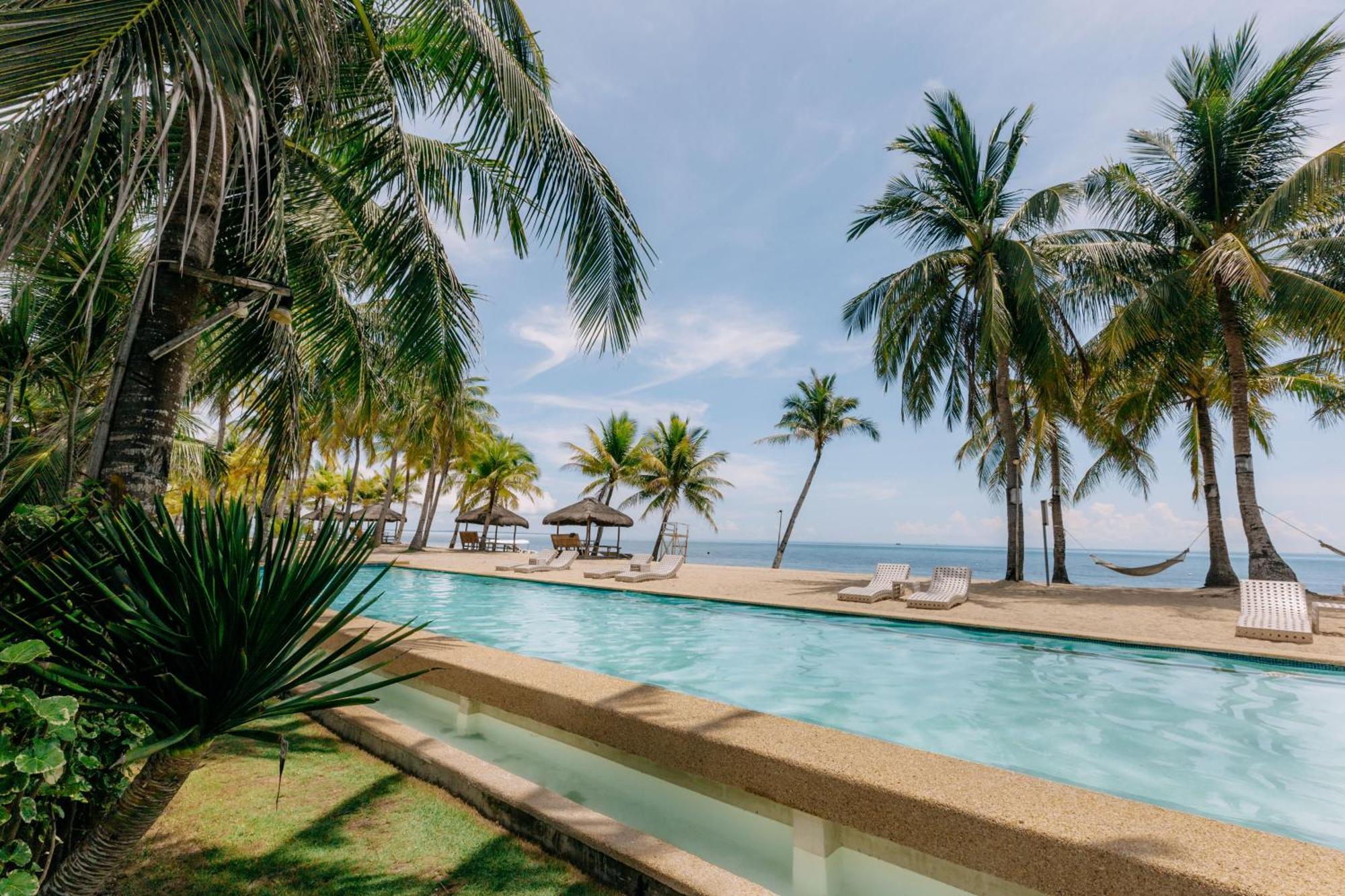 Golden Sands Destination Resorts Daanbantayan Esterno foto
