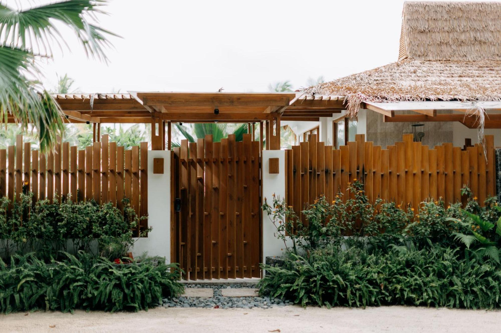 Golden Sands Destination Resorts Daanbantayan Esterno foto