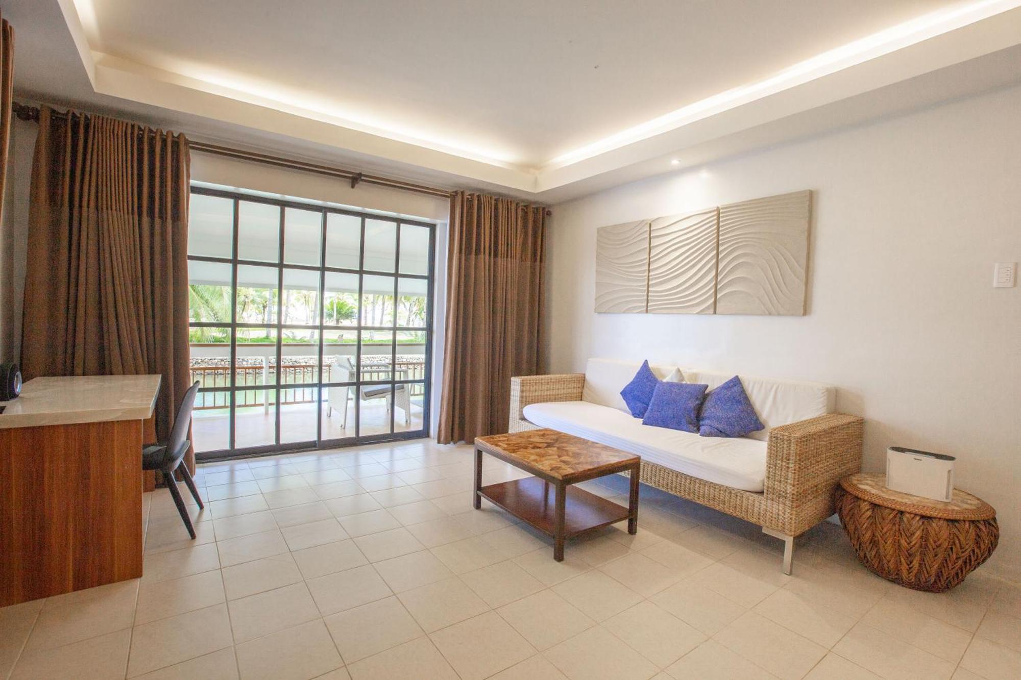 Golden Sands Destination Resorts Daanbantayan Esterno foto