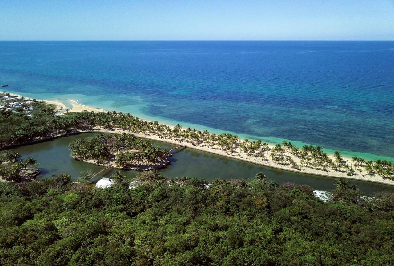 Golden Sands Destination Resorts Daanbantayan Esterno foto