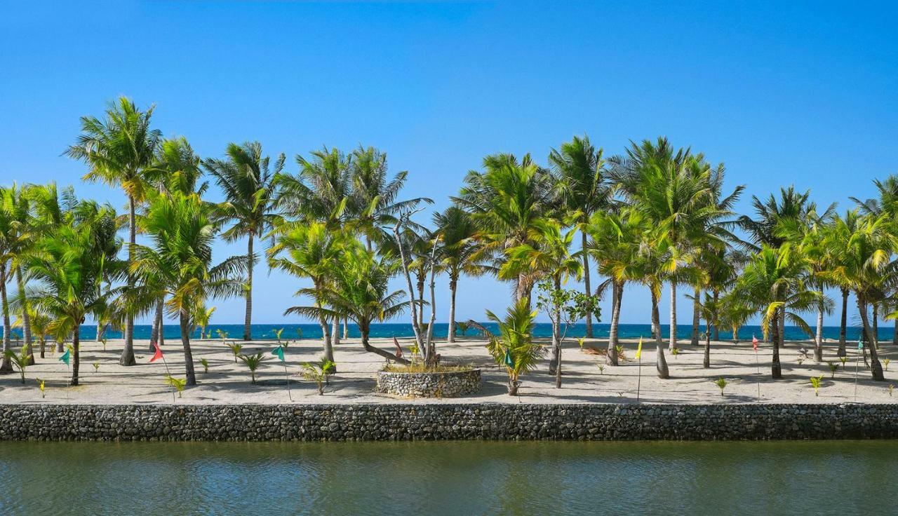 Golden Sands Destination Resorts Daanbantayan Esterno foto